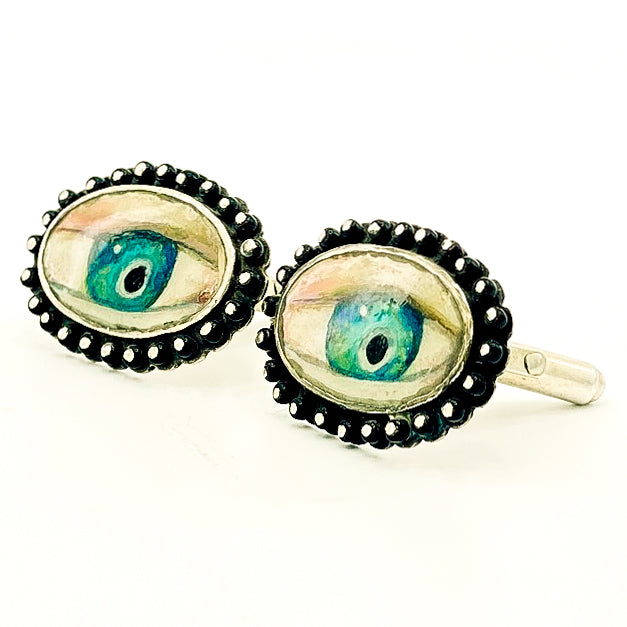 Spooky Eyes