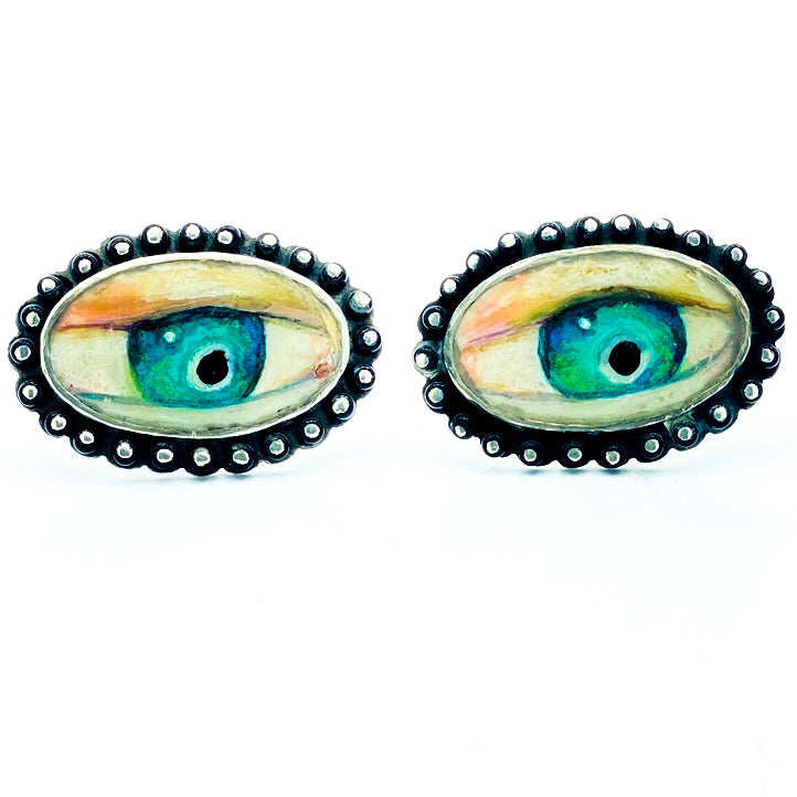 Spooky Eyes
